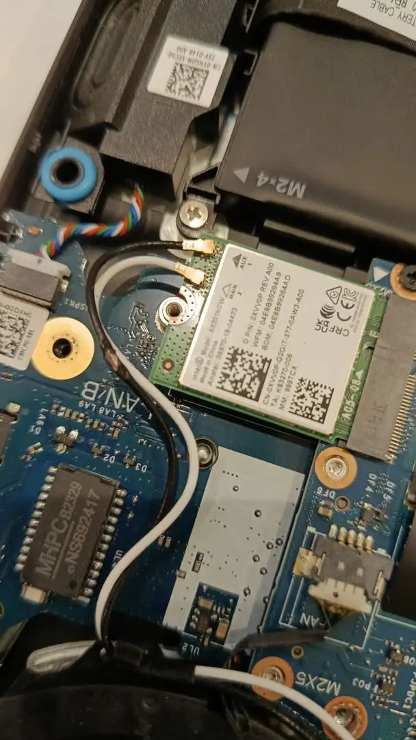 Laptop içinde M.2 kablosuz ağ (Wi-Fi) kartı değişimi